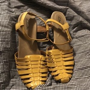Clarks yellow sandal,  Velcro closing